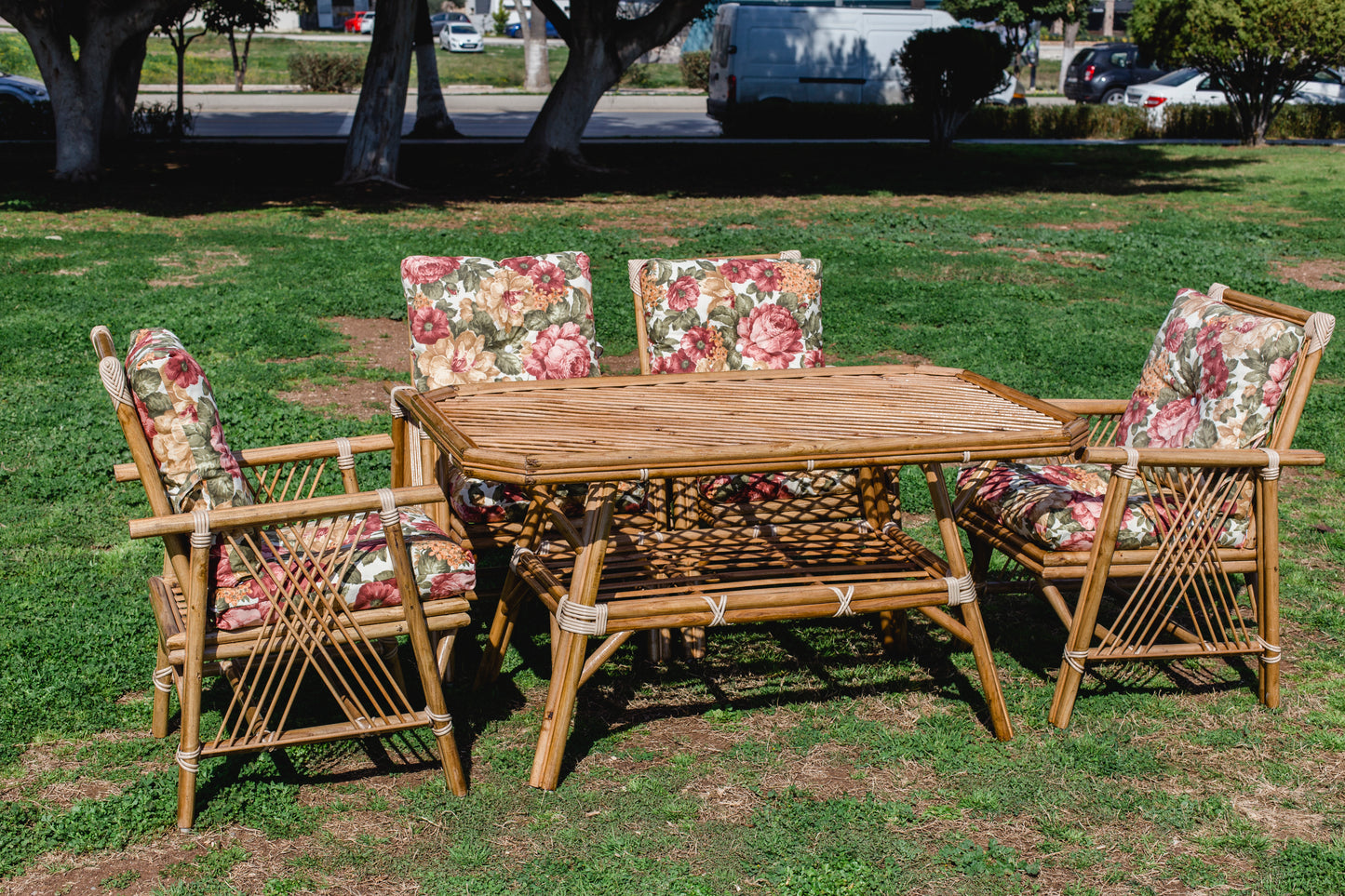 Bambu 4 Kişilik Masa Takımı -Renkli